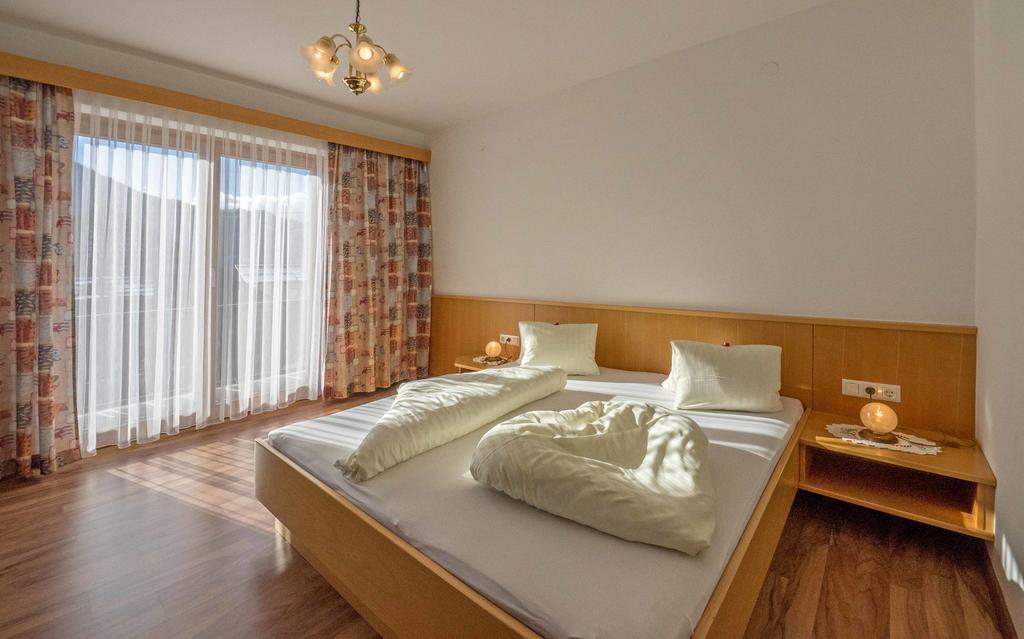Haus Schluder - Familie Stanitzer Hotel Weissensee Bagian luar foto