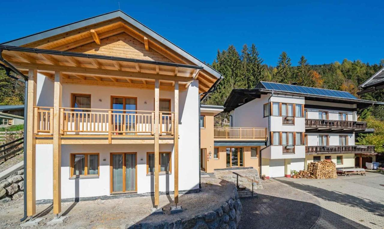 Haus Schluder - Familie Stanitzer Hotel Weissensee Bagian luar foto